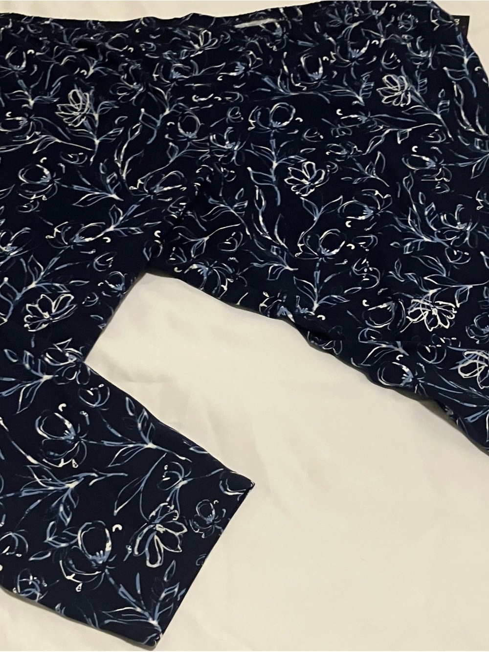 Women’s Woman Within Pants With Elegant Flower Design 6X